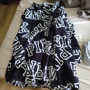 PINK VS Bathrobe